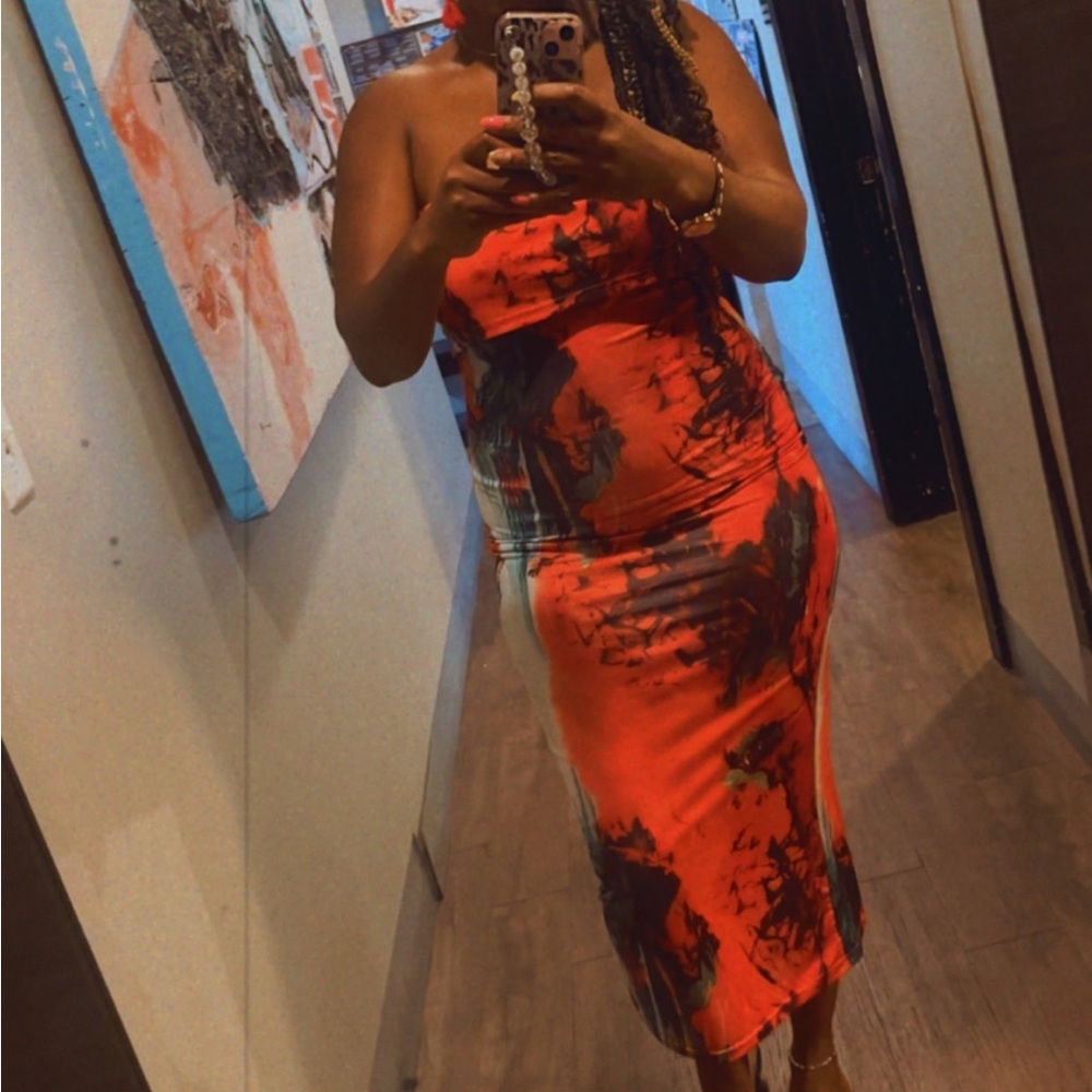 Maxi Dress - Picture 2 of 5